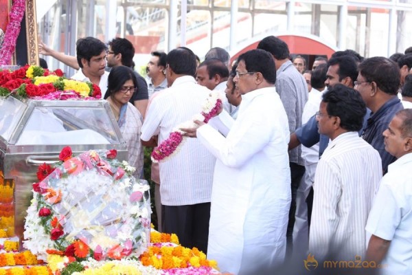 Celebrities pay homage to ANR Photos - 3 