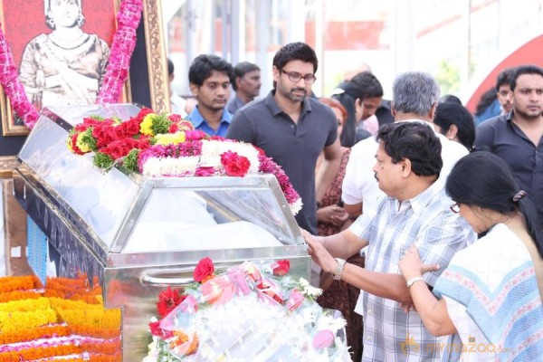 Celebrities pay homage to ANR Photos - 3 