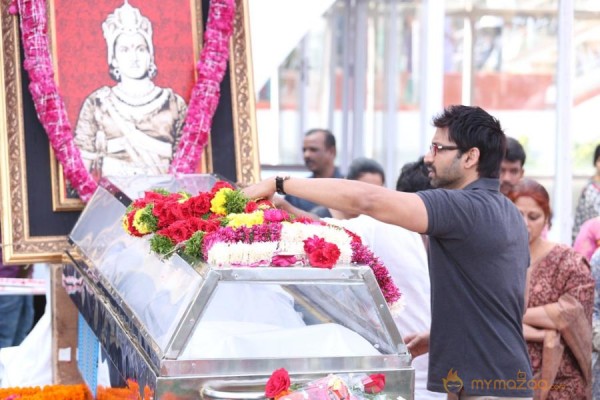 Celebrities pay homage to ANR Photos - 3 