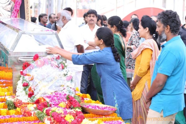 Celebrities pay homage to ANR Photos - 3 