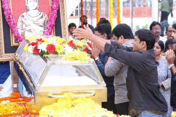 Celebrities pay homage to ANR Photos - 5 