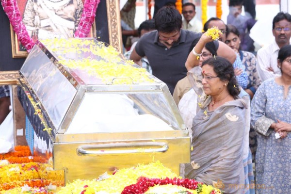 Celebrities pay homage to ANR Photos - 5 