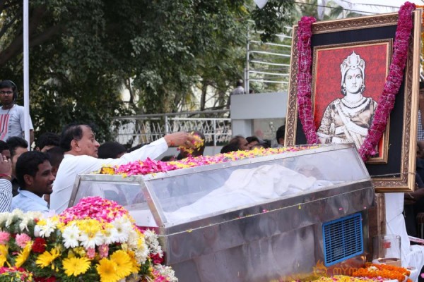 Celebrities pay homage to ANR Photos - 5 