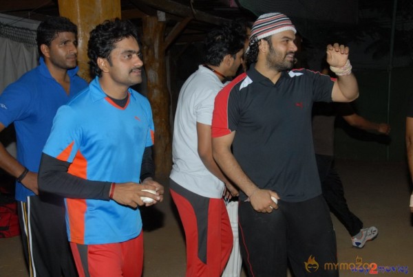 Telugu Warriors Team Practice Photos Gallery 