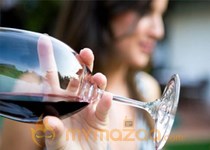 Moderate to heavy drinking may raise women’s blood pressure