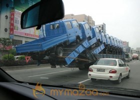 Gaint Truck