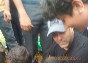 Salman Khan started BMC's 2 crore Tree Planting Initiative in Mumbai photo 3