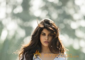 Aaditi Pohankar Latest PhotoShoot photo 15