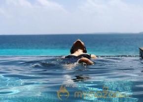 Alia Bhatt's holiday pics from Maldives photo 7