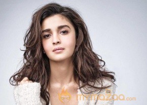 Alia Bhatt's holiday pics from Maldives photo 6