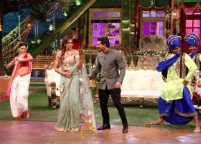 Bipasha Basu and Karan Singh on The Kapil Sharma Show photo 15