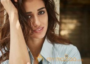 Disha Patani Hot & Sexy Bikini Latest Photos photo 24
