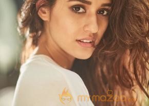 Disha Patani Hot & Sexy Bikini Latest Photos photo 29
