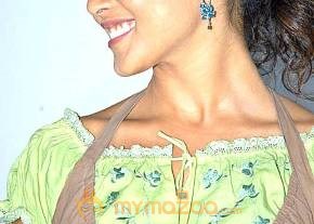 Cute genelia d souza Photo Gallery photo 428