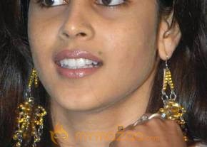 Cute genelia d souza Photo Gallery photo 80