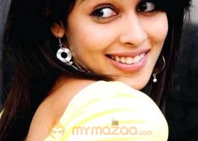 Cute genelia d souza Photo Gallery photo 396