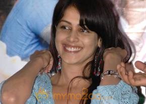 Cute genelia d souza Photo Gallery photo 47