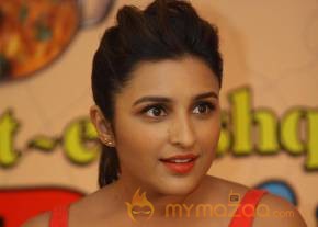 Parineeti Chopra photo 5