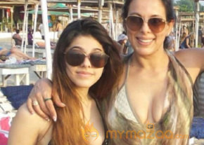 Pooja Bedi Daughter Aalia's Latest Photos photo 12
