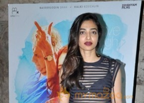 Radhika Apte Latest Pics Gallery photo 3