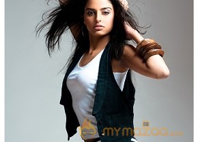 Sangya Lakhanpal Indian Model Photoshoot photo 18
