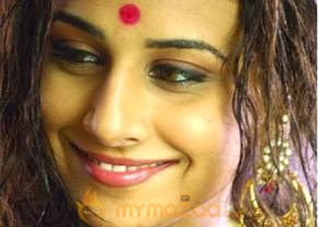 Cute and Hot Vidya Balan Photo Gallery photo 57