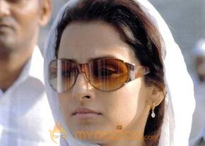 Cute and Hot Vidya Balan Photo Gallery photo 41