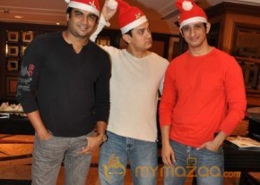 3 Idiots Celebrate Christmas  photo 2