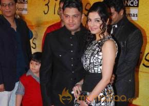 3 Idiots Premier Show  photo 17