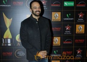 9th Renault Star Guild Awards Photos photo 24
