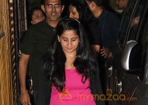 Aamir & Junaid Watch Grand Masti  photo 7