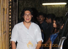 Aamir & Junaid Watch Grand Masti  photo 10