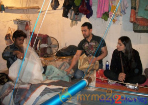 Aamir khan and Kareena kapoor in Promotion of 3 idiots   photo 12