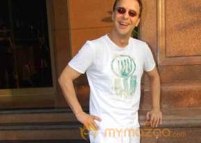Aamir Promotes 3 Idiots  photo 17
