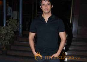 Aamir Promotes 3 Idiots  photo 5