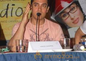 Aamir Promotes 3 Idiots  photo 7