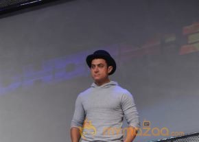 Aamir,Katrina launch Dhoom 3 merchandise Photos photo 18