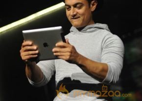 Aamir,Katrina launch Dhoom 3 merchandise Photos photo 28