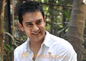 Aamir Khan celebrates 45th birthday
