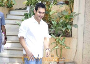 Aamir Khan celebrates 45th birthday photo 14