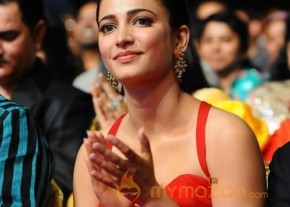 ACTRESS SRUTI HASAN LATEST PHOTOS photo 5