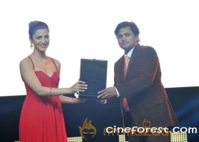 ACTRESS SRUTI HASAN LATEST PHOTOS photo 16