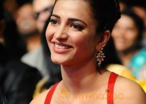 ACTRESS SRUTI HASAN LATEST PHOTOS photo 11