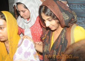 Actress Vidya Balan Latest Photo Gallery photo 24