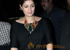 Aishwarya Rai and Salaman khan at Christmas Party Photos photo 13