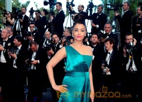 Aishwarya Rai At Cannes Film Festival Day 2  photo 14