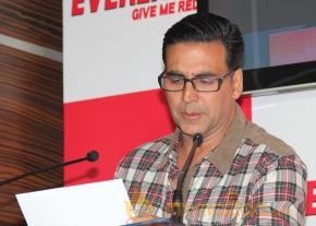 Akshay Kumar launches Eveready New Products Gallery  photo 27