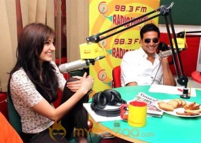Akshay &amp; Anushka Sharma Launched Patiala House music photo 6