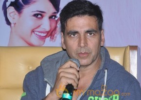 Akshay,Tamanna Promotes Entertainment Movie Photos photo 30