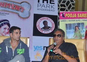 Akshay,Tamanna Promotes Entertainment Movie Photos photo 34